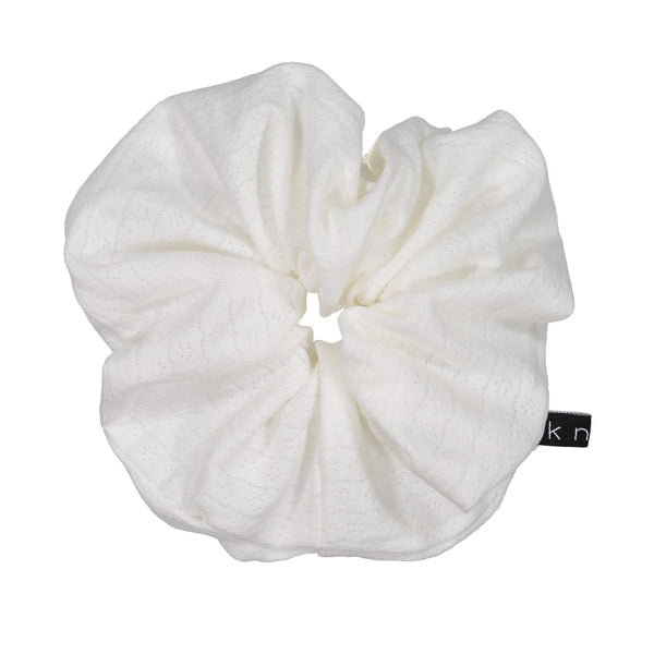 KNOT HAIRBANDS PETAL SCRUNCHIE WHITE